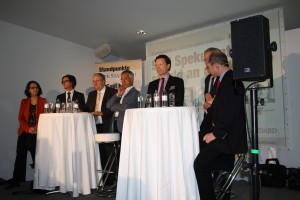 Diskussionsveranstaltung "Sind Spekulanten schuld an der Krise?" 06.03.2012 im Wiener mumok